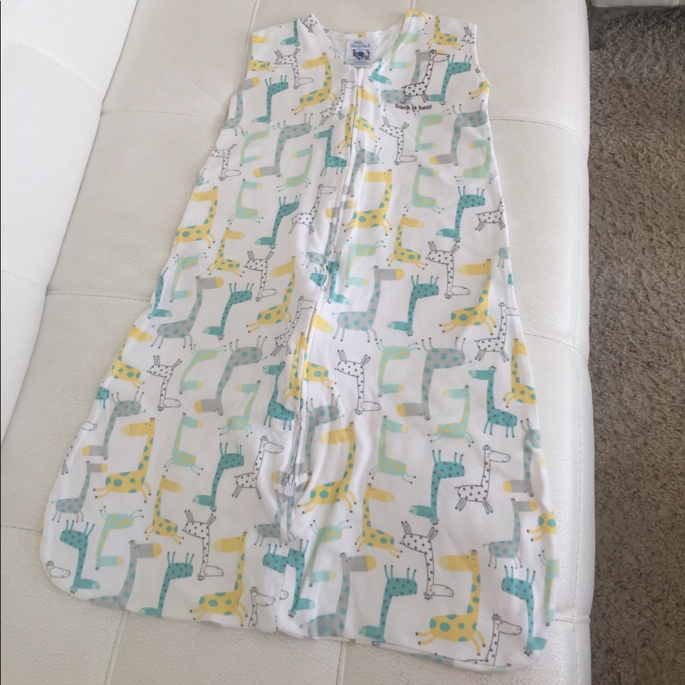 Used size medium 6-12 months sleeping sac.