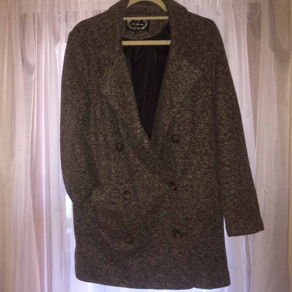 Brown/tan button down jacket. New/Never worn