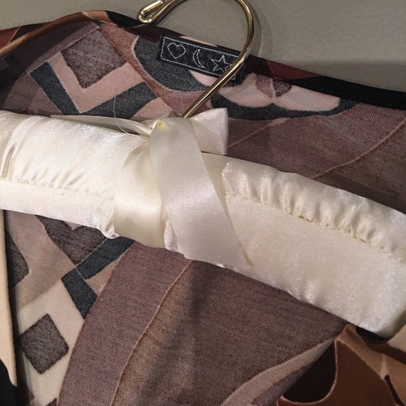 Vintage dress, size L but runs small - Picture 2 of 4