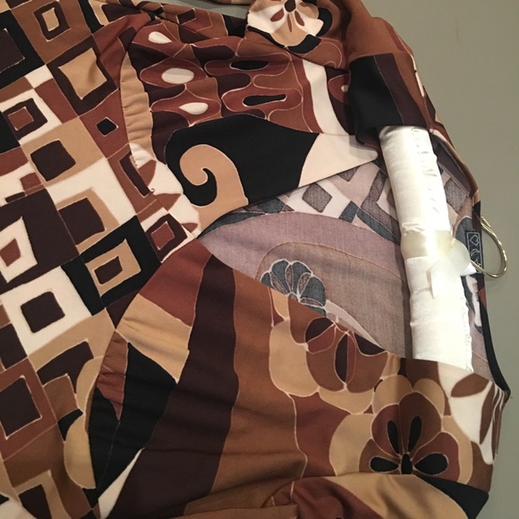 Vintage dress, size L but runs small - Picture 3 of 4