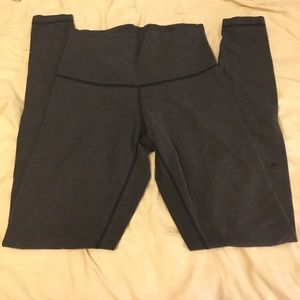 Lululemon Wunder Under Cotton Size 8 Dark Grey