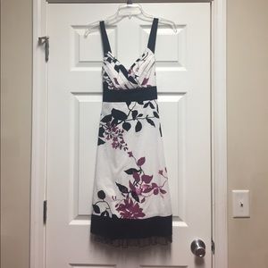 Flower detailed dress