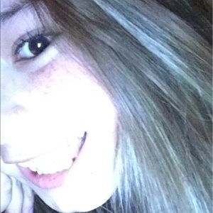 Meet your Posher, Briana