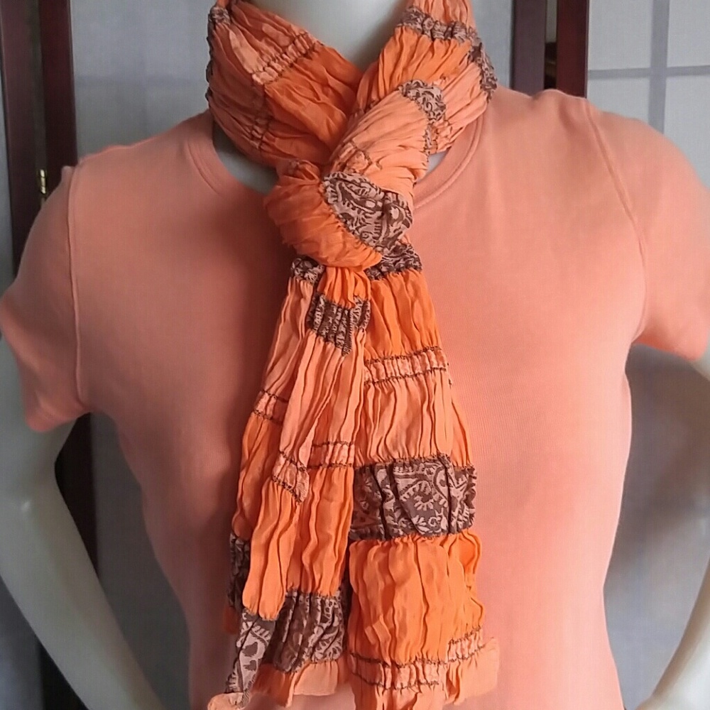Scarf - Picture 3 of 8