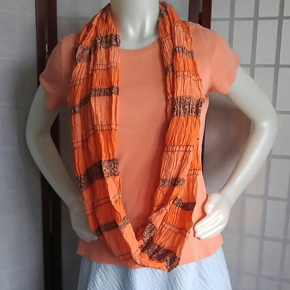 Scarf - Picture 4 of 8