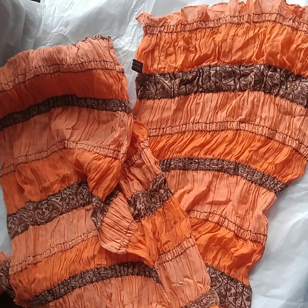 Scarf - Picture 7 of 8