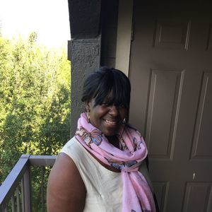 Meet your Posher, Carolyn