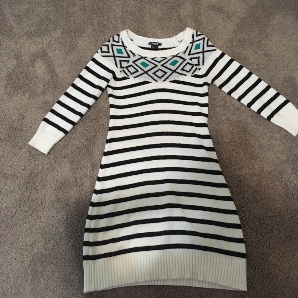 Black and white sweater dress!