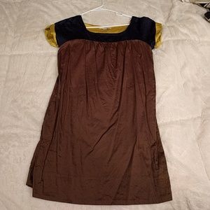 Swimsuit cover-up with pockets