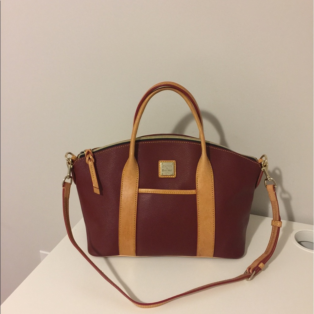 Dooney & Bourke Bag.