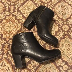 Frye zip ankles booties with heel. Size 9