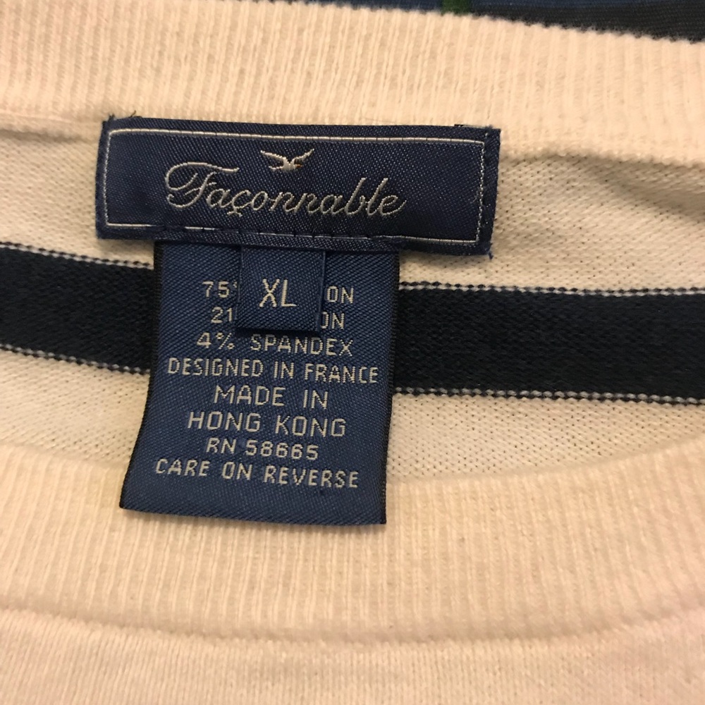 Faconnable light weight sweater