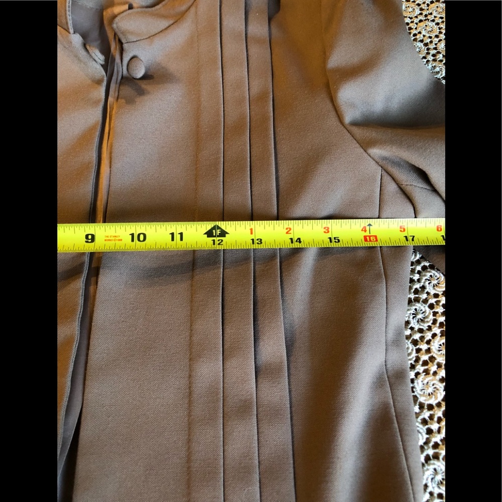Sarah Taylor- Skirt & jacket π - Picture 8 of 8