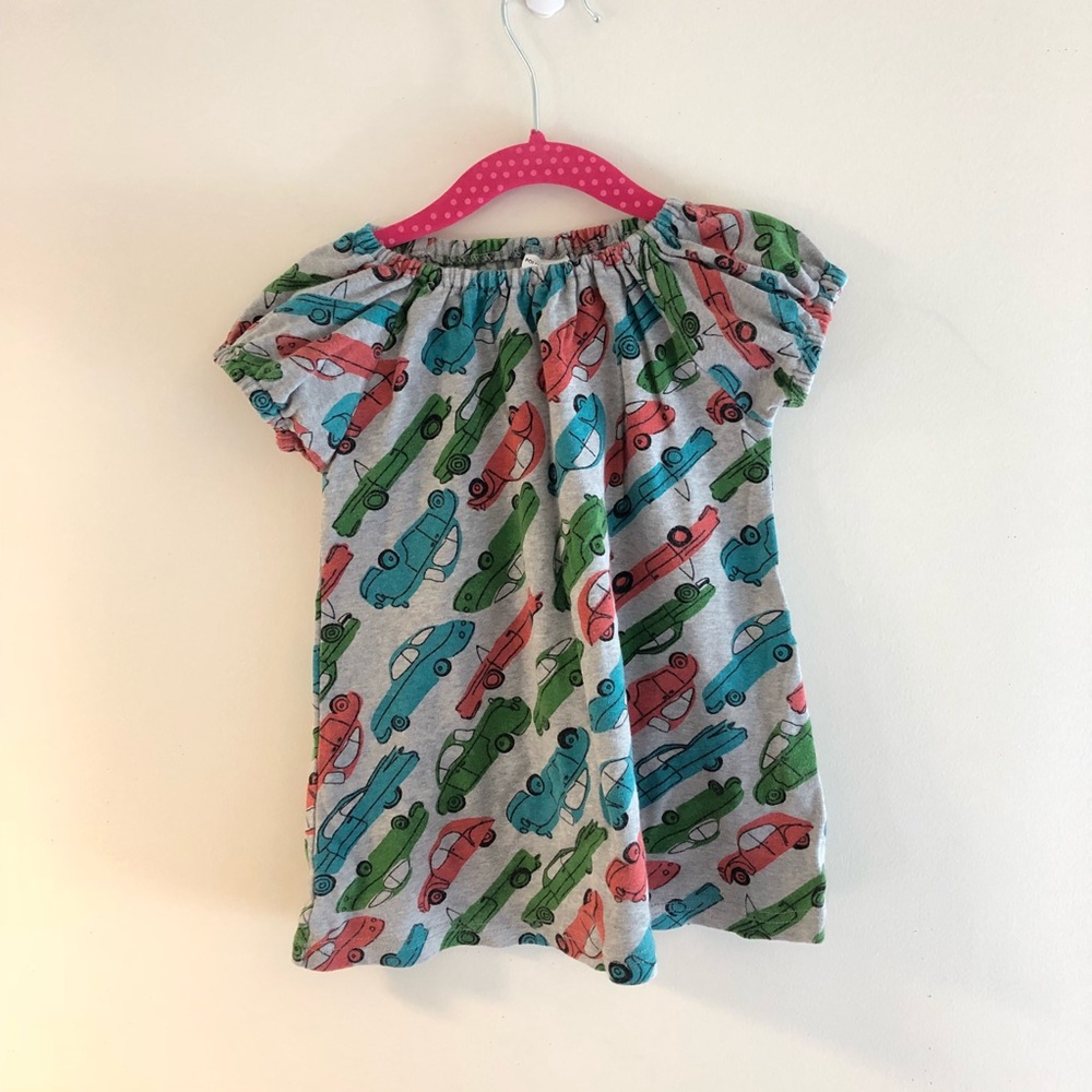 Polarn O. Pyret short sleeve dress in car print