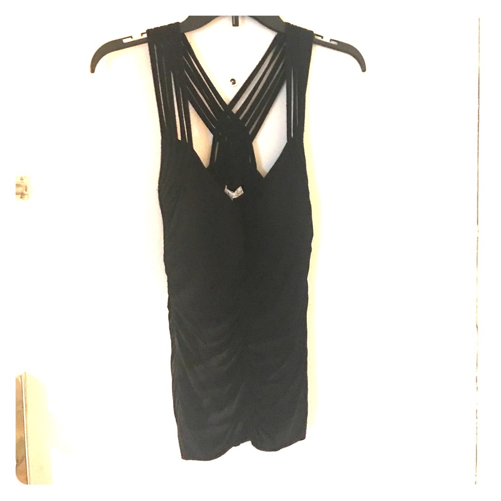 SALE 🌶 Strappy black tank top