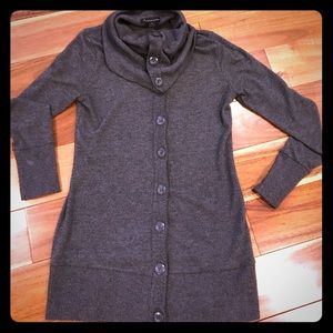 Cozy cardigan perfect for the fall!