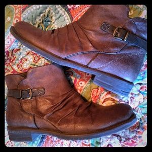 Baretraps booties size 9.5