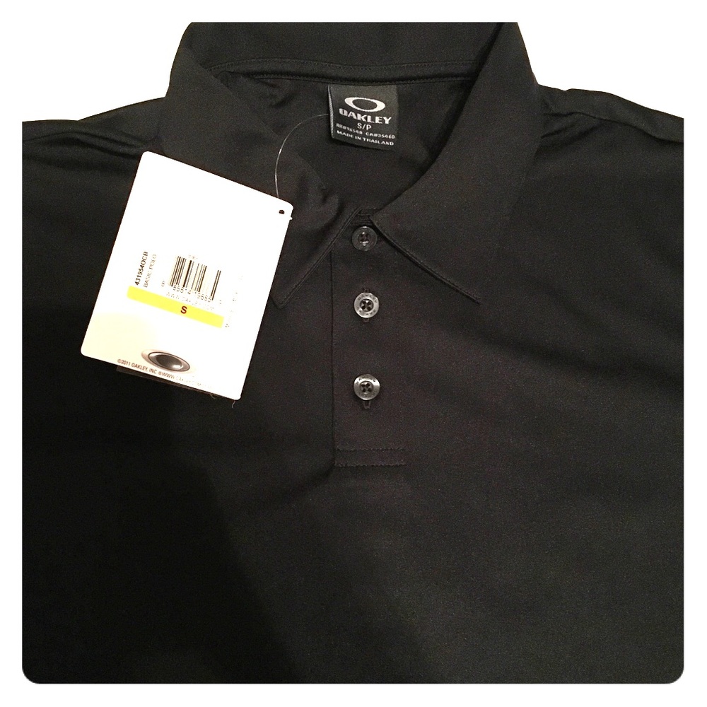 NWT Men’s Oakley Black Polo - size small
