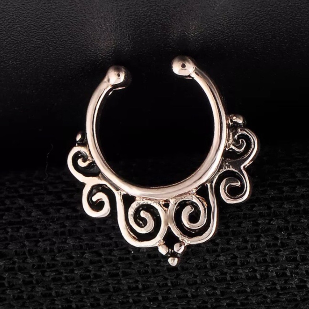 Brass Septum Ring ✨NEW✨ NWT - Clip on