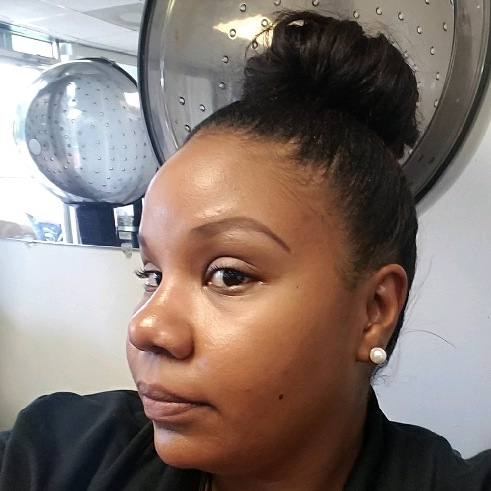 Meet your Posher, Tiara