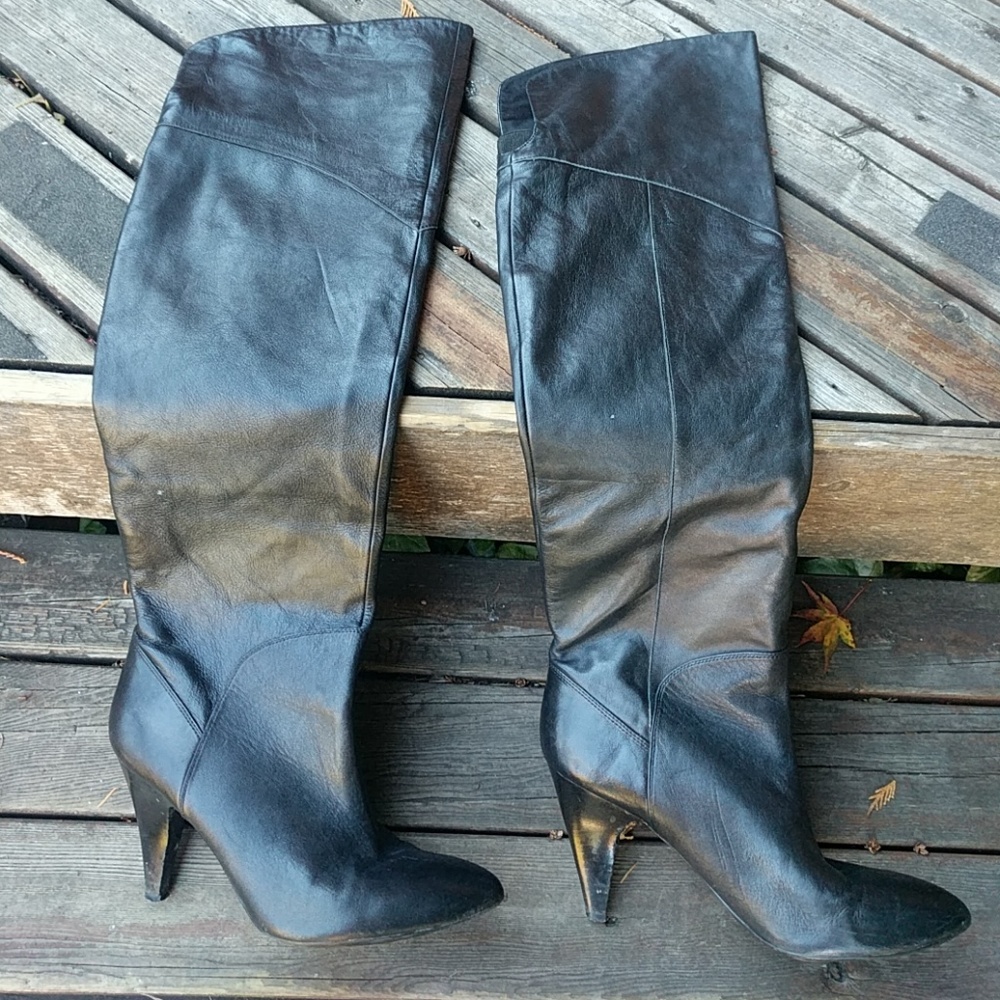🎃⬇️Guess size 9 black over the knee boots