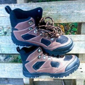 Sold on another site💲redhead brand  boots