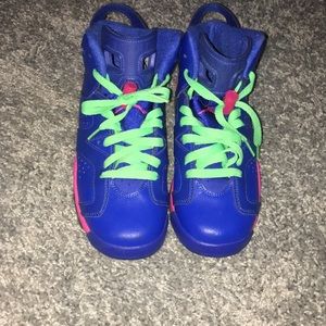 Retro Jordan 6 " Game Royal"