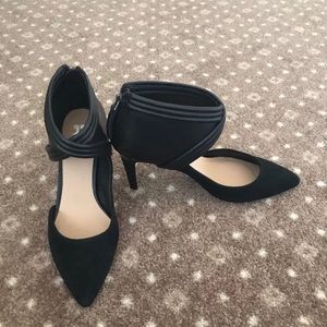 Womens Steve Madden silver studded pointed Heel