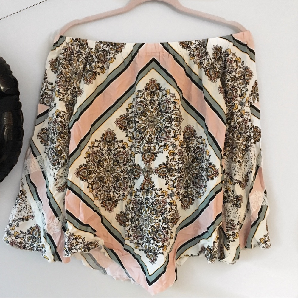TAKING OFFERS Printed Off the shoulder Top