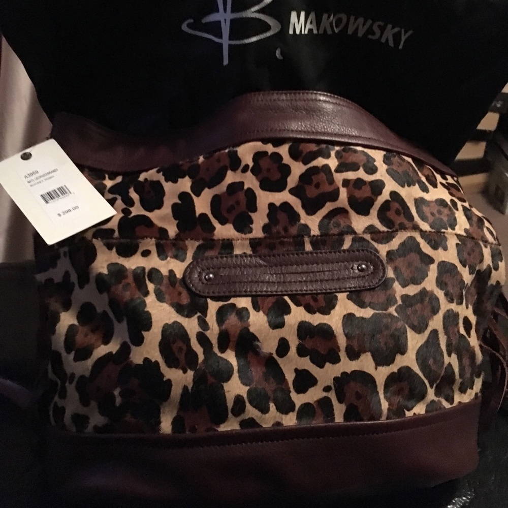 B. Makowsky leopard brown purse