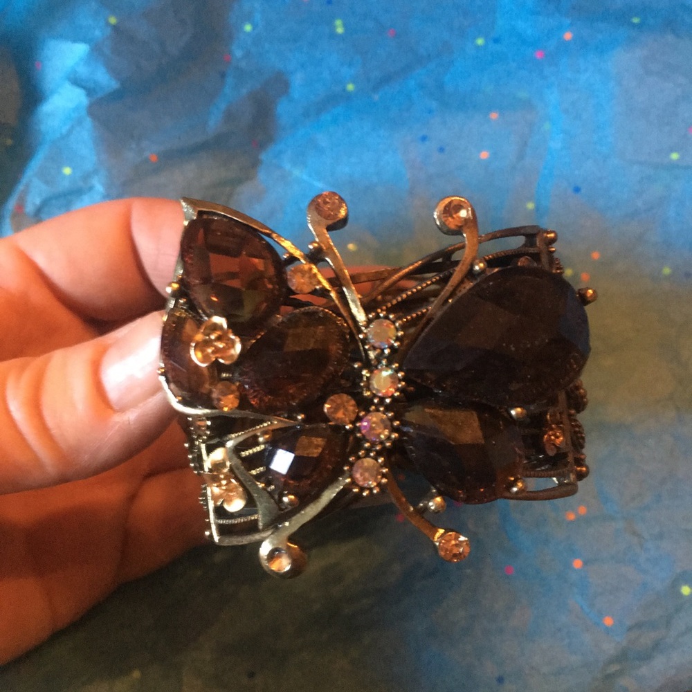 Beautiful Stine butterfly cuff bracelet