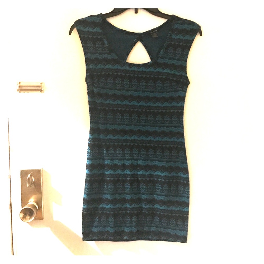 SALE 🌶 black and teal/green pattern dress