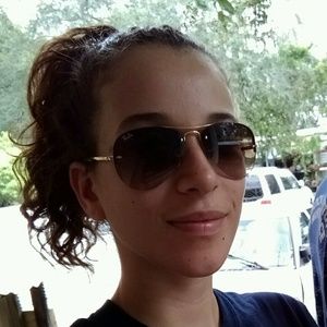 Meet your Posher, Yaisha