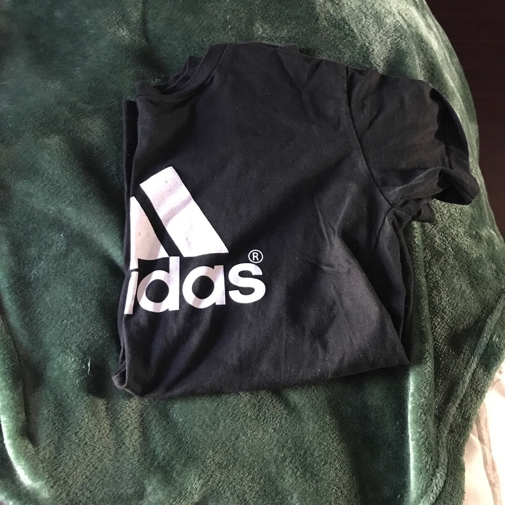 Adidas T Shirt ⚽️