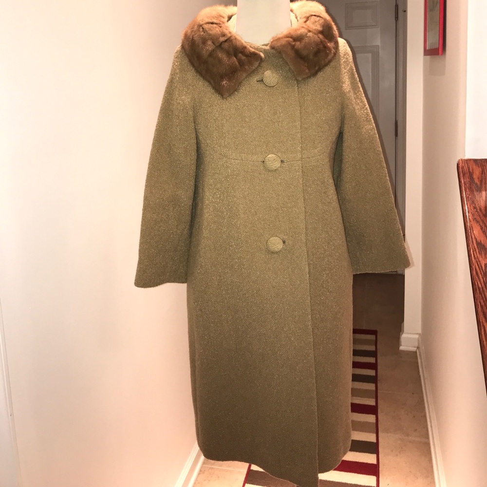 Vintage Topaz Mink Collar Boucle Coat Sz L๐ - Picture 1 of 8