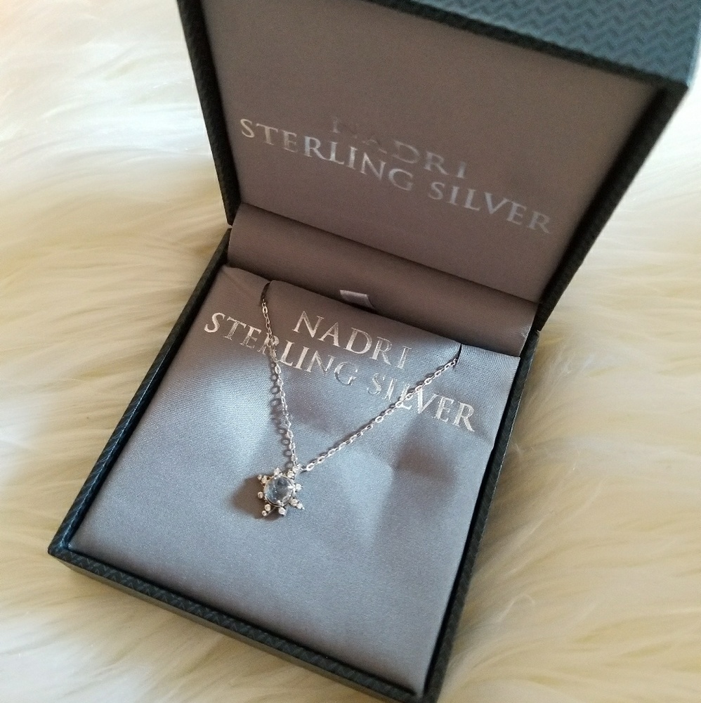 NIB* Gorgeous Nadri Star Pendant Necklace* - Picture 2 of 4