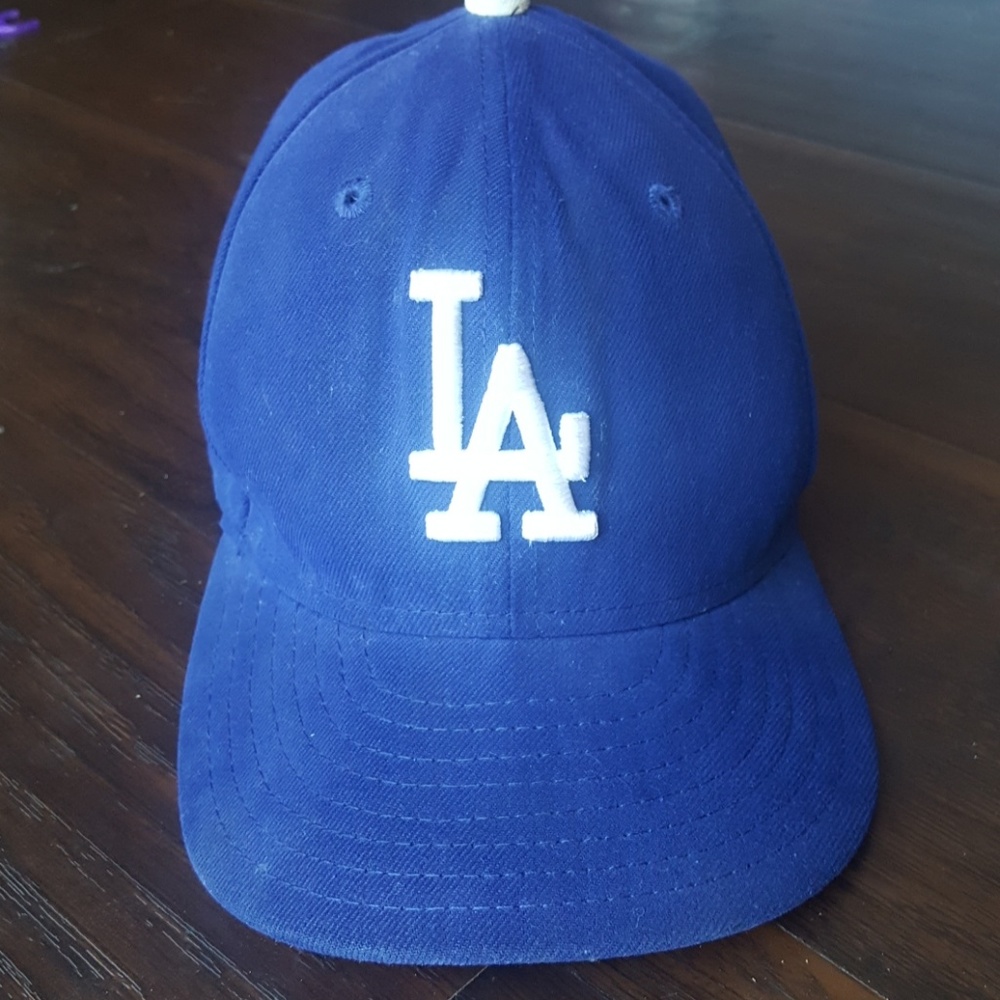 Authentic boy's LA hat size 6 1/2