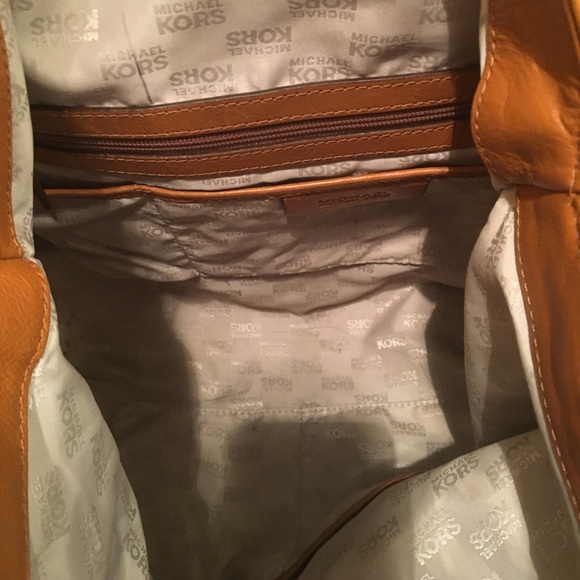 Michael Kors  Hobo Purse - Picture 2 of 3