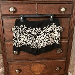 Chelsea & Violet shorts