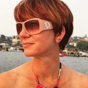 Meet your Posher, Deborah