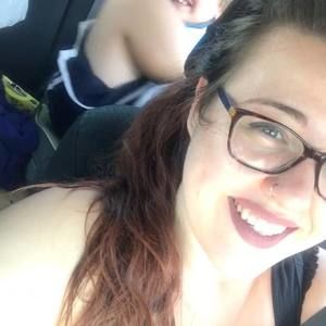 Meet your Posher, Michaela