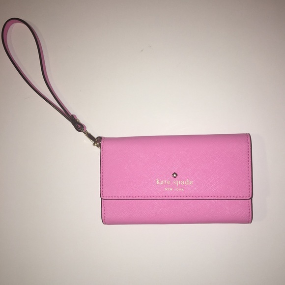 kate spade Handbags - Kate Spade iphone Wristlet!