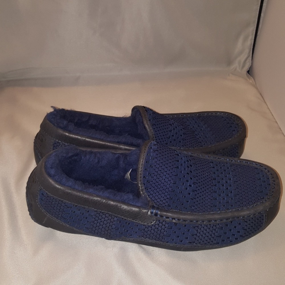 Men's UGG Ascot Weave Slippers Size-8  Navy Blue