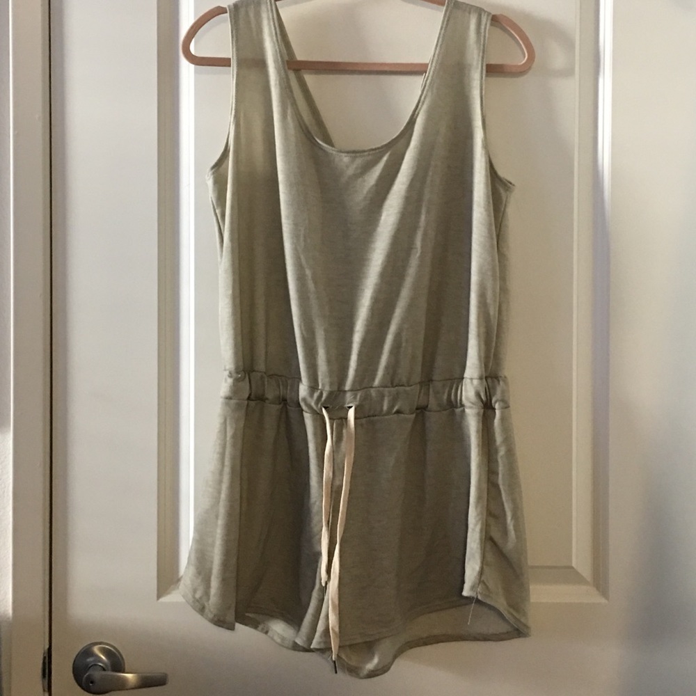 Cute grey romper
