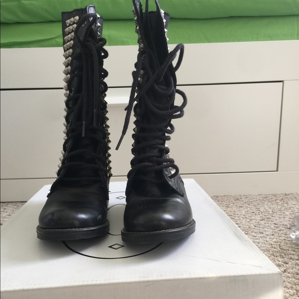 Steve Madden combat boots