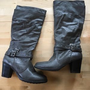 Grey heeled boots NEVER WORN