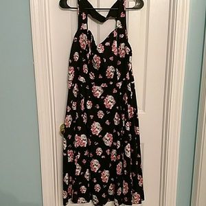 Torrid size 14 a line skull flower dress