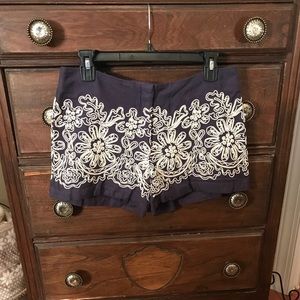 Chelsea & Violet shorts
