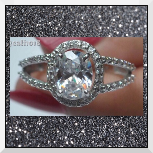 Sold🆕 2.10ct Oval Solid White Gold Ring - Picture 4 of 4