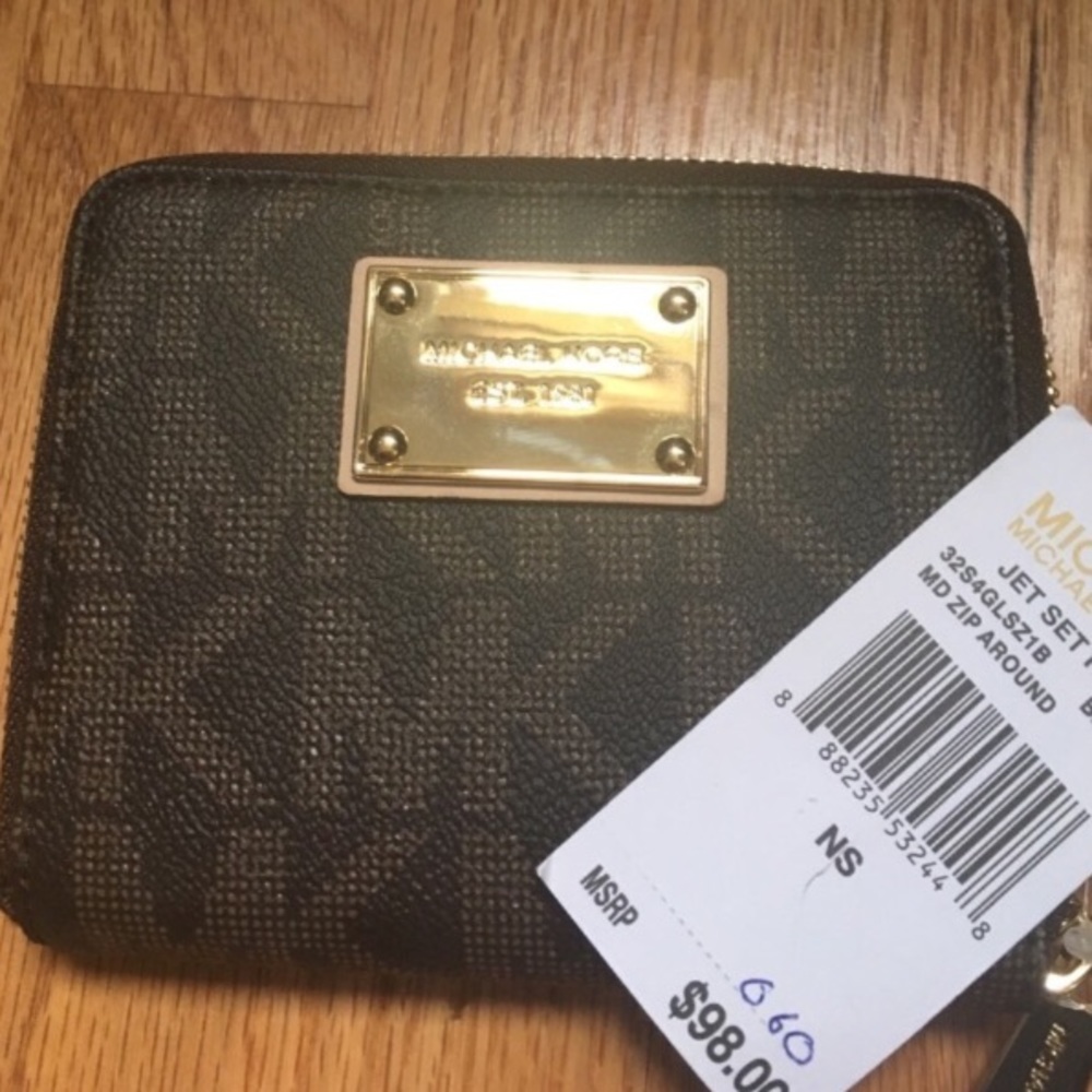 {Michael Kors} Brand new wallet